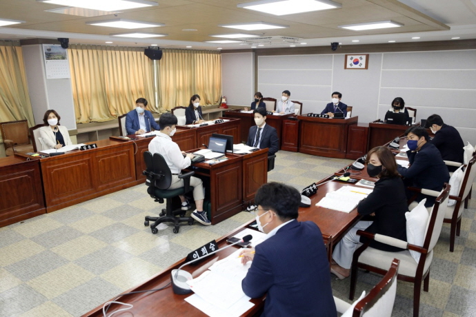 수원특례시의회 복지안전위원회 2022년도 주요업무 추진실적 보고 청취