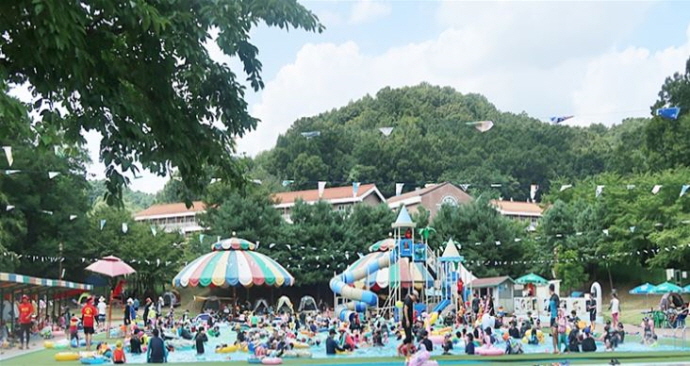 평택시무봉산청소년수련원 숲속수영장 3년만의 개장