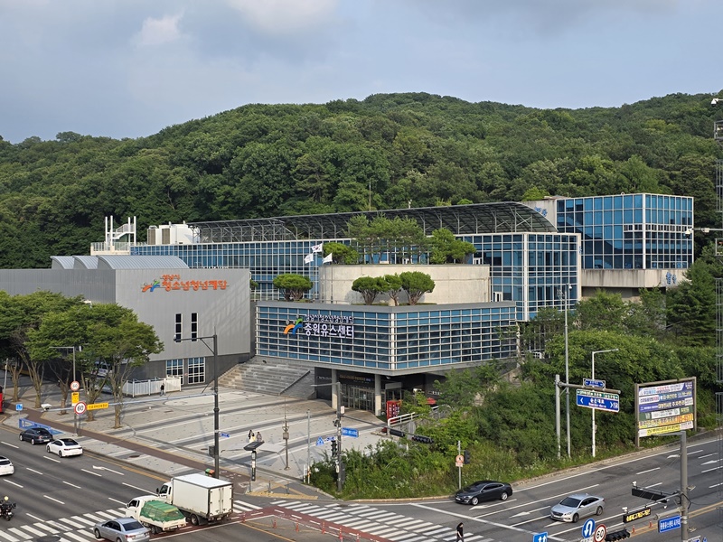 성남시청소년청년재단, …