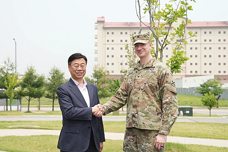 신상진 성남시장, 평택 험프리스 기지 방문…한미 우호 협력 다져