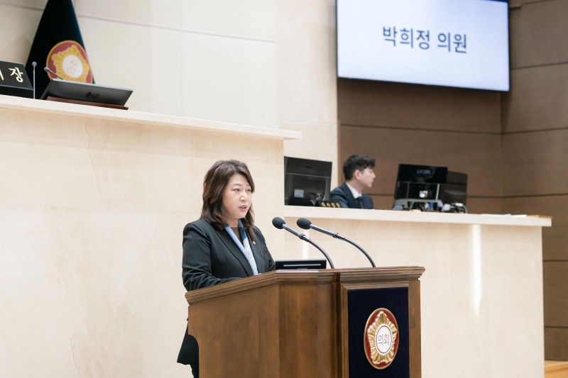NE_2025_QJOHOQ62430.jpeg